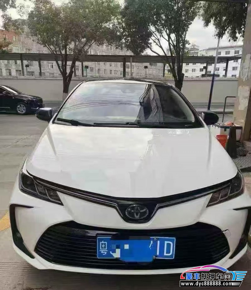 抵押车出售20年丰田卡罗拉轿车