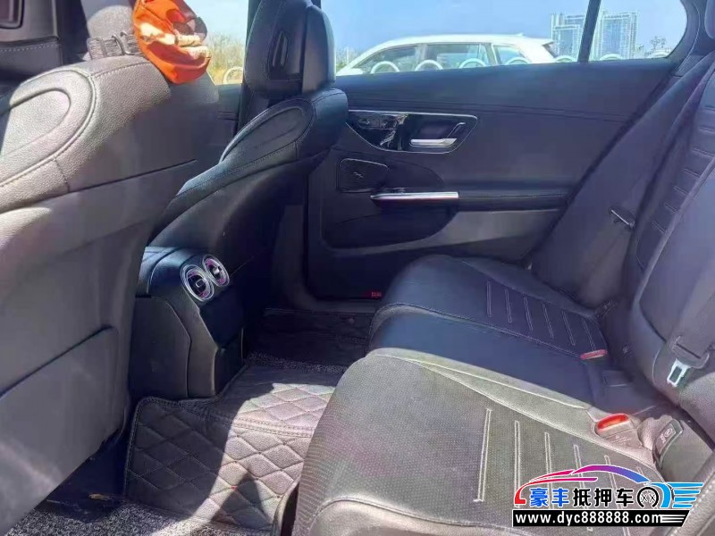 23年奔驰C轿车抵押车出售