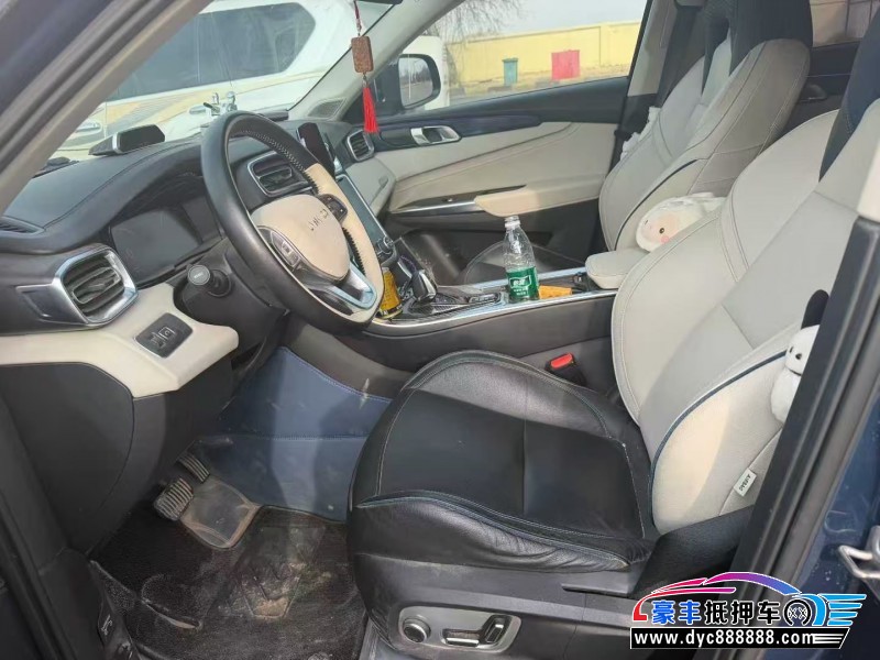 18年领克01SUV抵押车出售