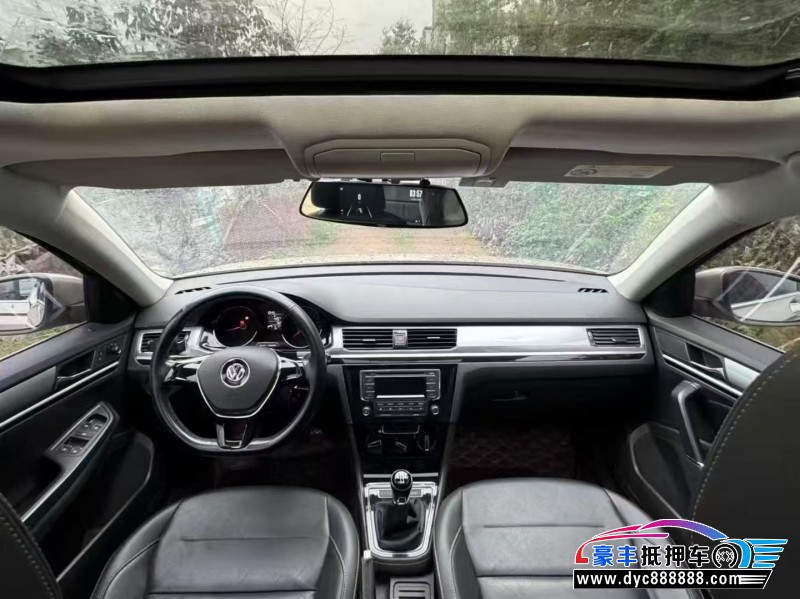 17年大众宝来轿车抵押车出售