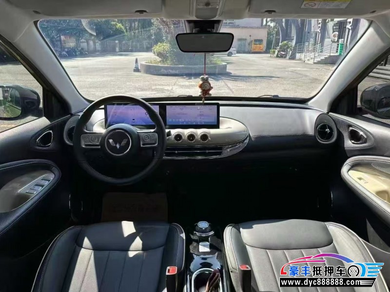 23年五菱缤果轿车抵押车出售