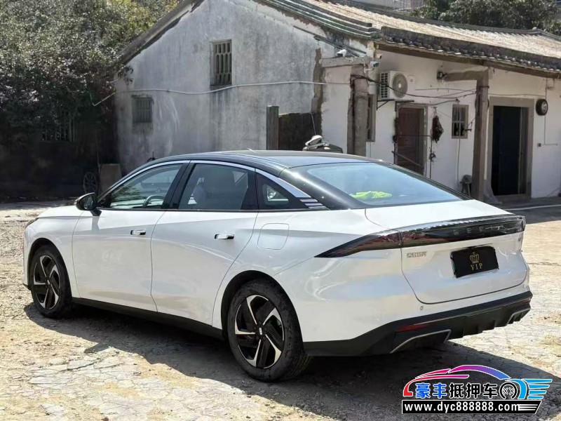 24年吉利银河L6轿车抵押车出售