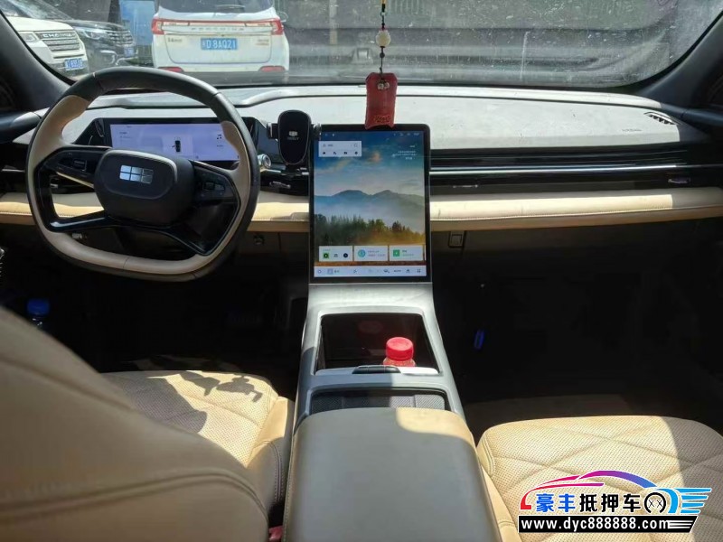 24年吉利银河L6轿车抵押车出售