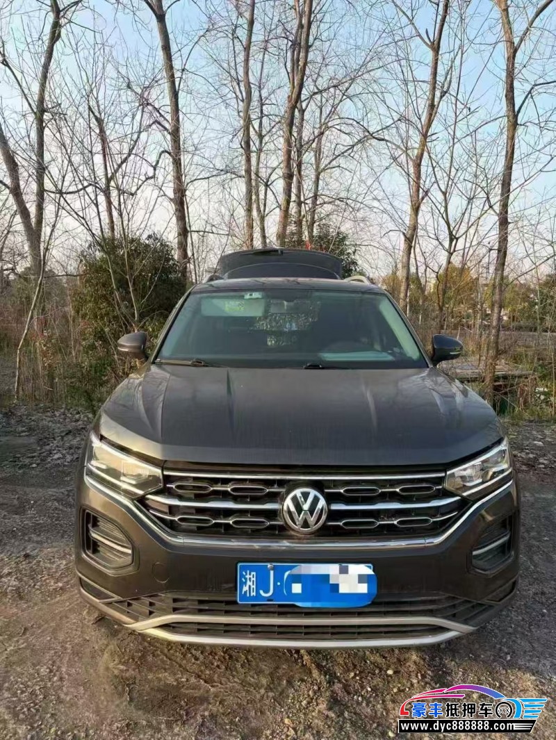 抵押车出售20年大众探岳轿车