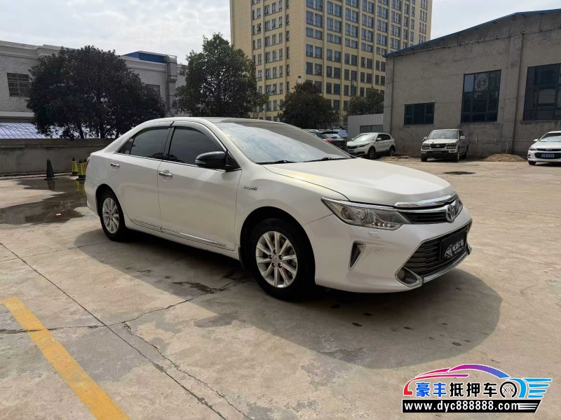 17年丰田凯美瑞轿车抵押车出售