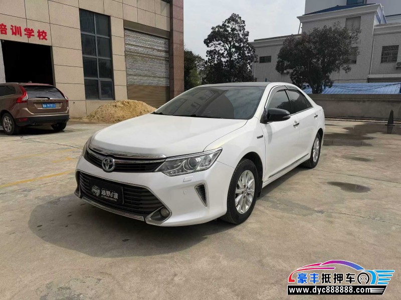 17年丰田凯美瑞轿车抵押车出售