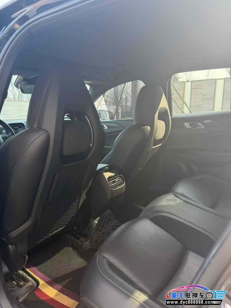 21年领克03轿车抵押车出售