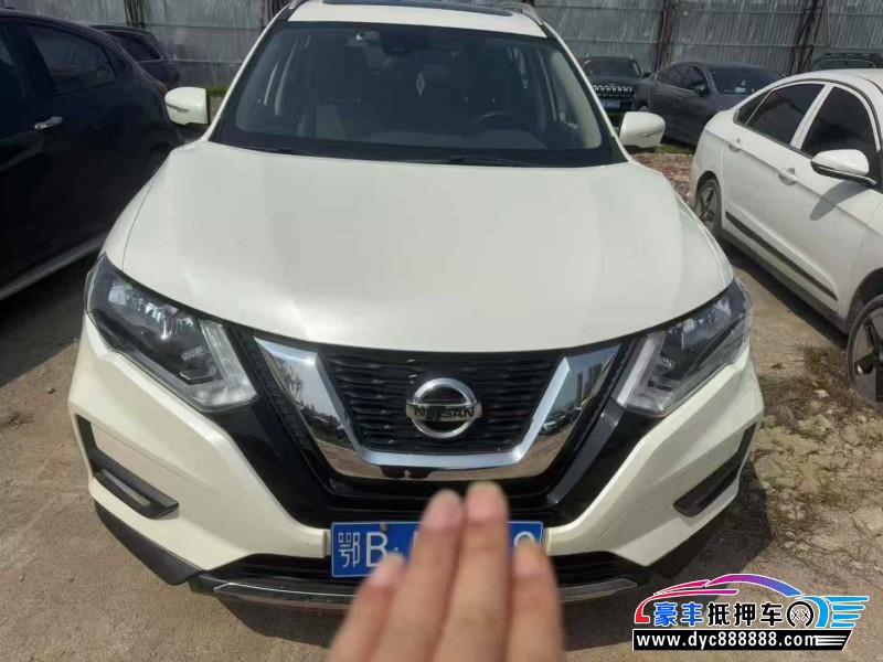 20年日产奇骏轿车抵押车出售