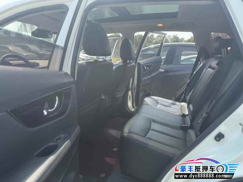 20年日产奇骏轿车抵押车出售