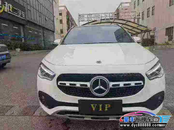 22年奔驰GLA轿车抵押车出售