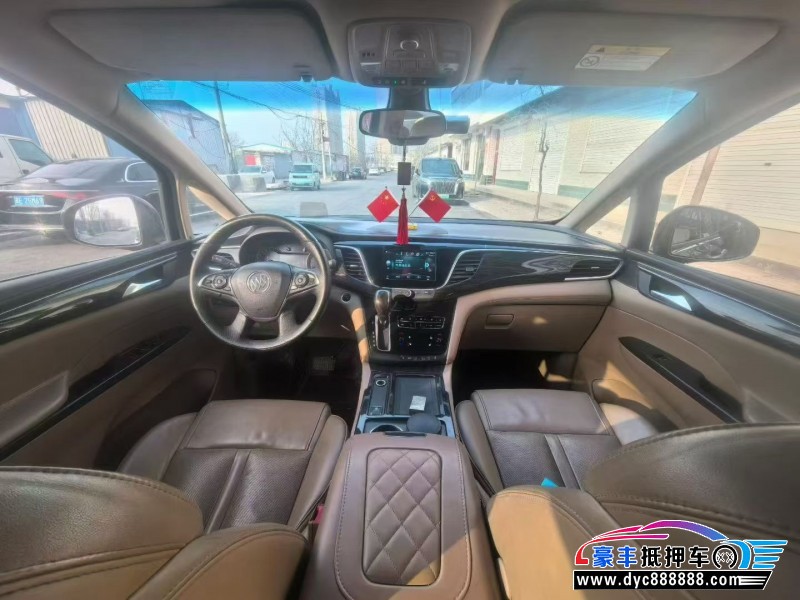 19年别克GL8轿车抵押车出售