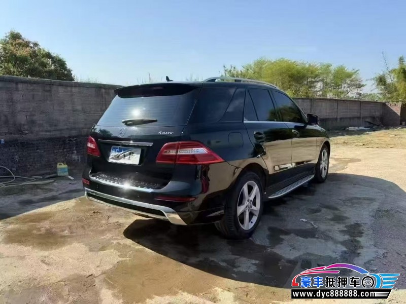 14年奔驰ML轿车抵押车出售