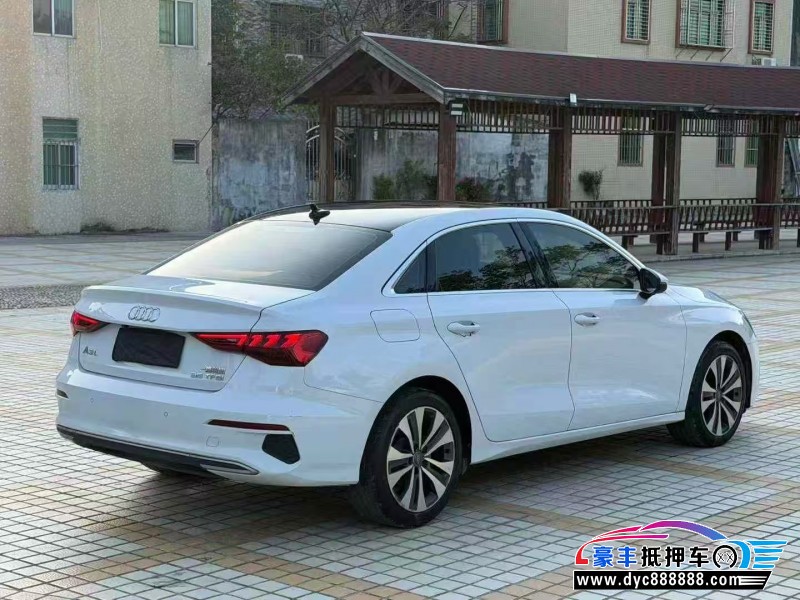 21年奥迪A3轿车抵押车出售