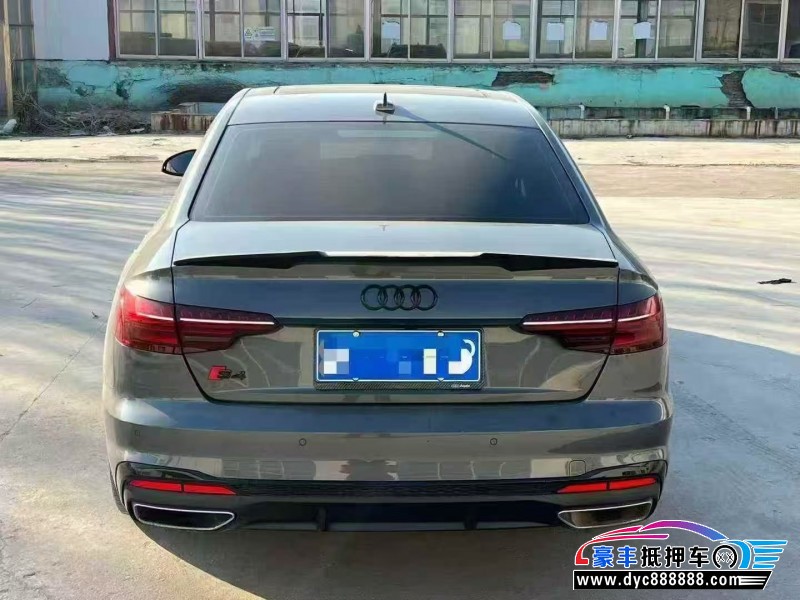 22年奥迪A4L轿车抵押车出售