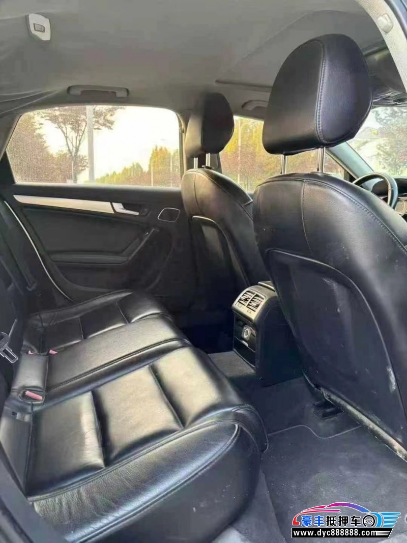 15年奥迪A4L轿车抵押车出售