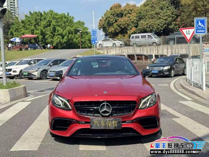 17年奔驰E轿车抵押车出售