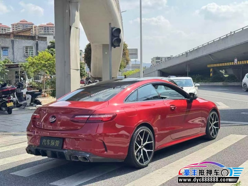 17年奔驰E轿车抵押车出售