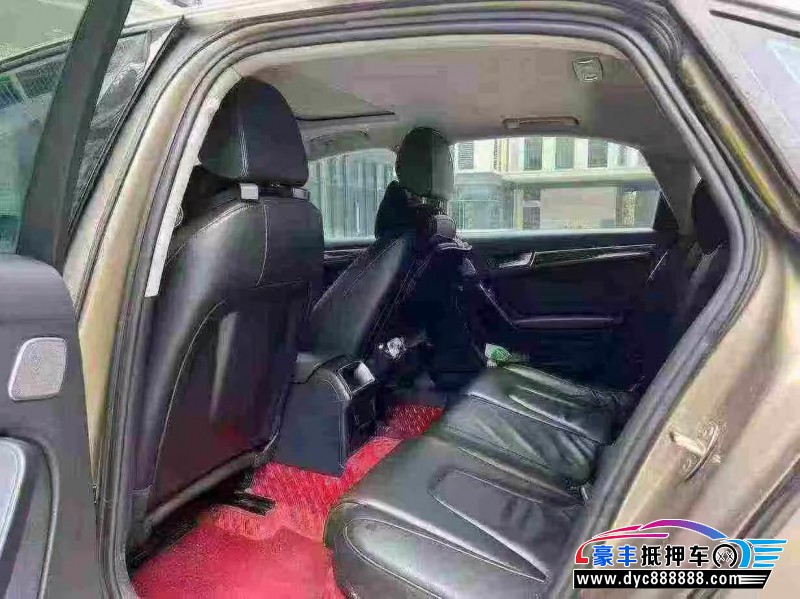12年奥迪A4L轿车抵押车出售