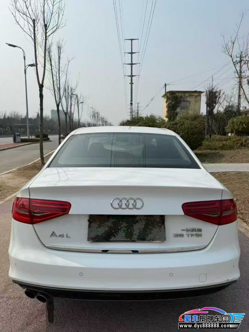 15年奥迪A4L轿车抵押车出售