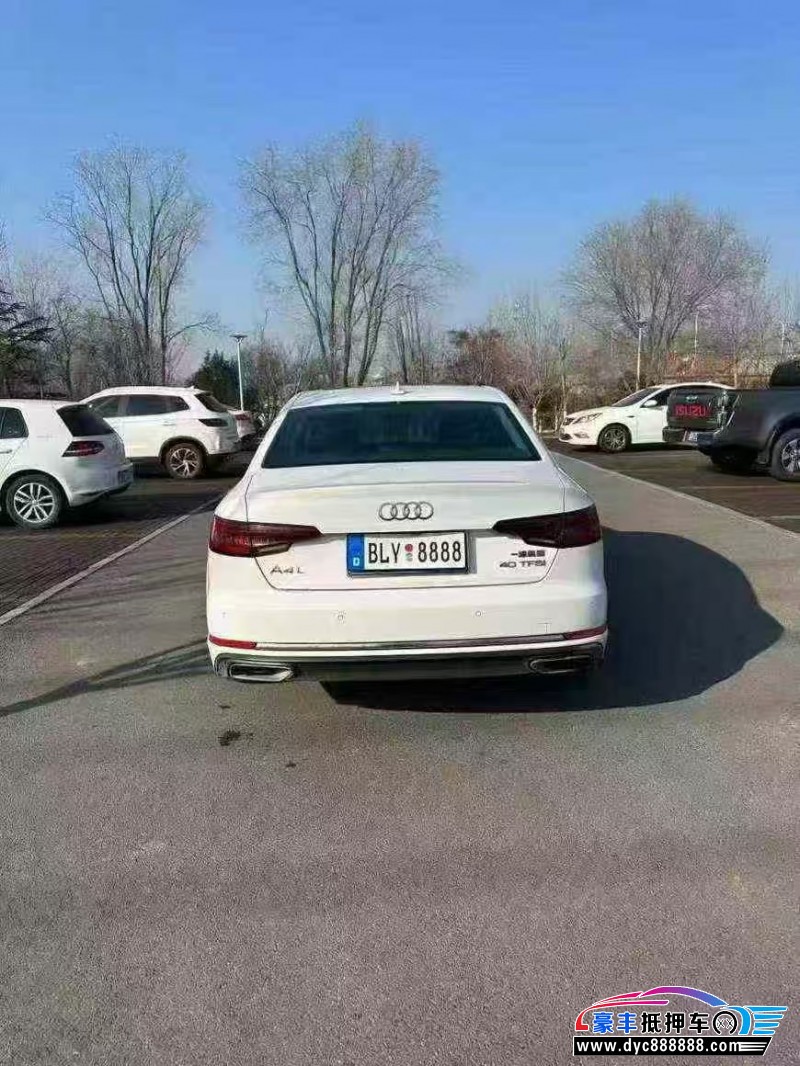 19年奥迪A4L轿车抵押车出售