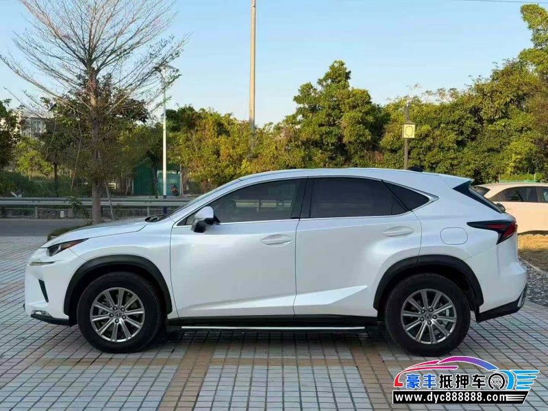 19年雷克萨斯NX轿车抵押车出售