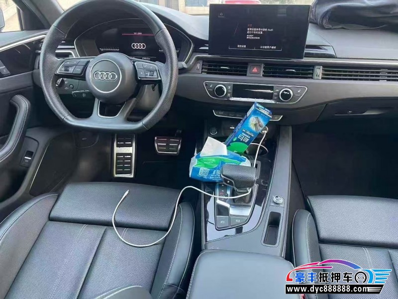 25年奥迪A4L轿车抵押车出售