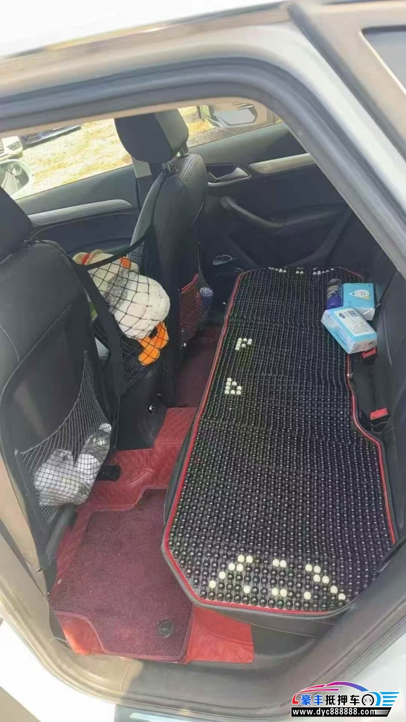 19年奥迪Q3轿车抵押车出售