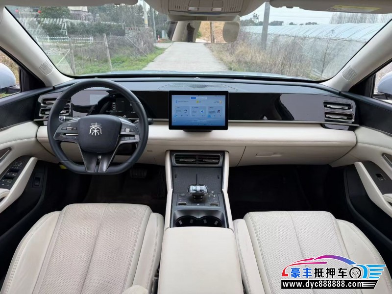 24年比亚迪秦轿车抵押车出售