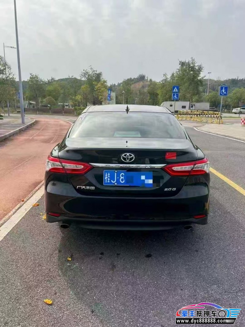 21年丰田凯美瑞轿车抵押车出售