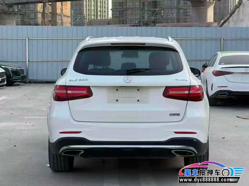 16年奔驰GLC轿车抵押车出售