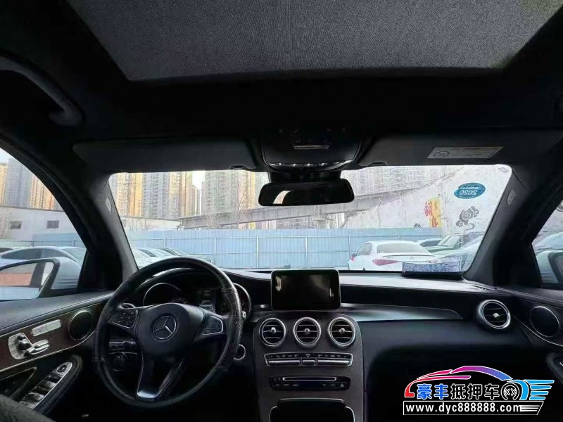 16年奔驰GLC轿车抵押车出售