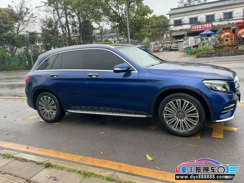 18年奔驰GLCSUV抵押车出售