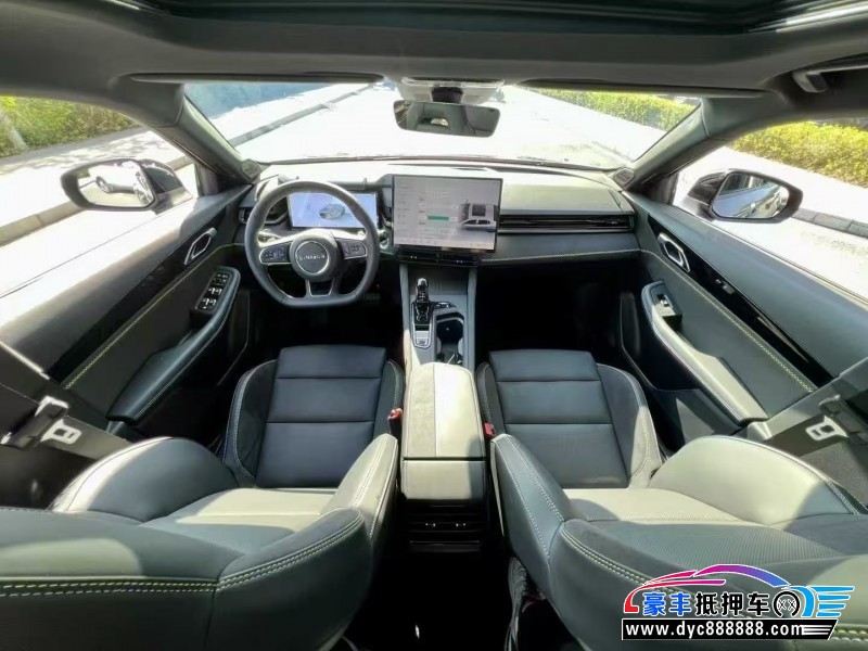 25年领克03轿车抵押车出售