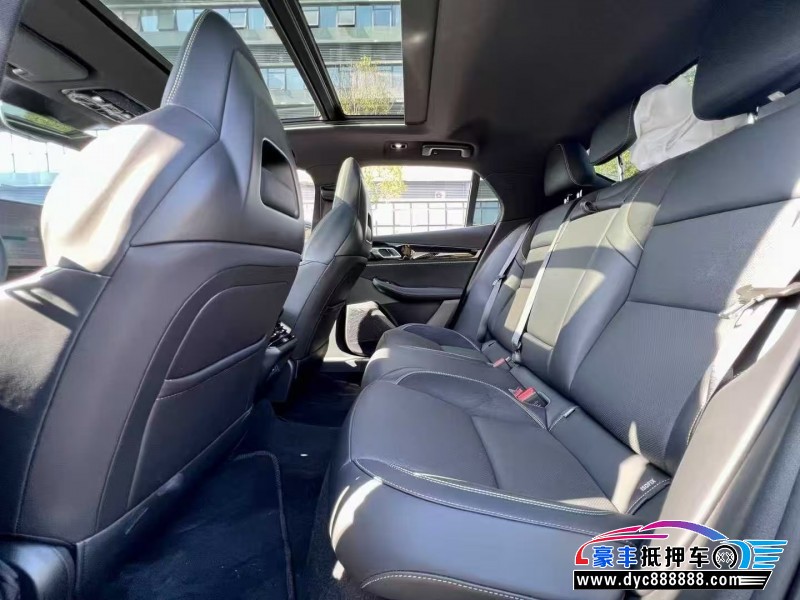 25年领克03轿车抵押车出售