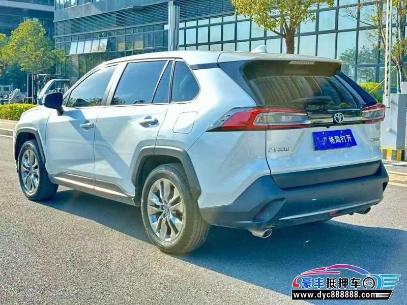 23年丰田威兰达轿车抵押车出售