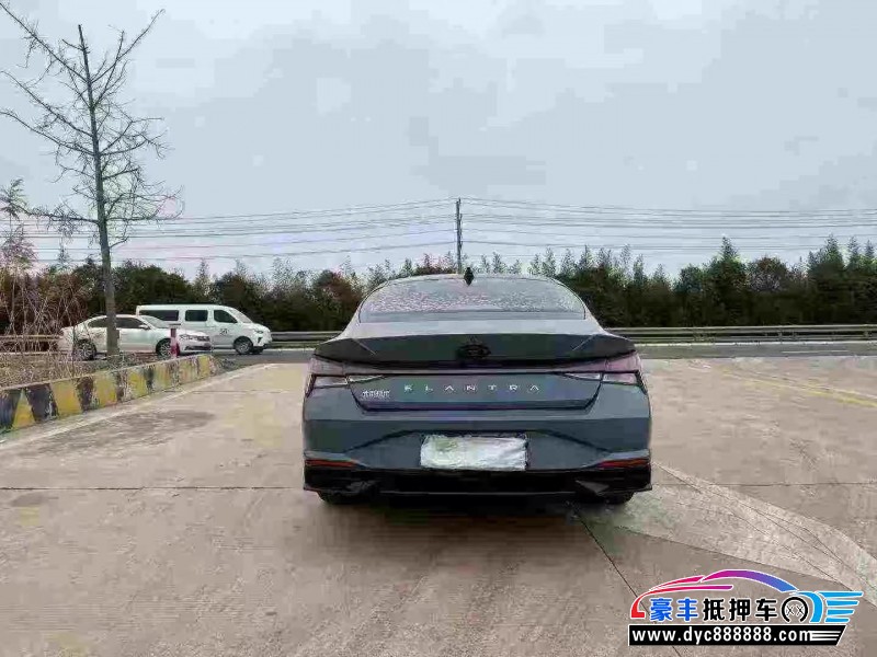 21年现代伊兰特轿车抵押车出售