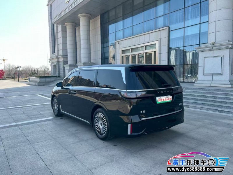 25年岚图梦想家轿车抵押车出售