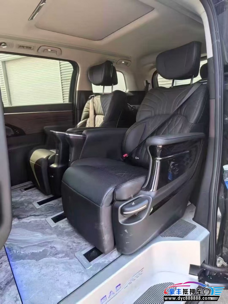 24年传祺M8轿车抵押车出售