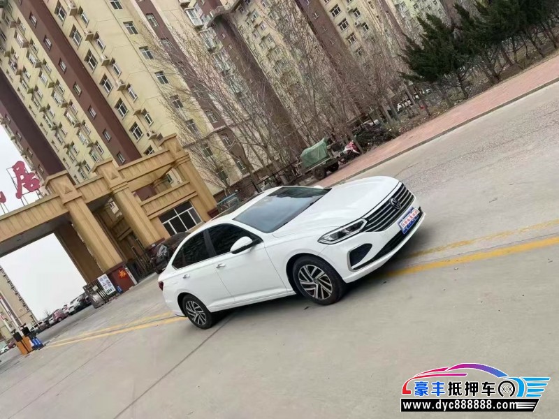 25年大众朗逸轿车抵押车出售