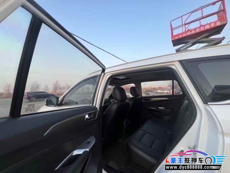 17年长安CS75轿车抵押车出售