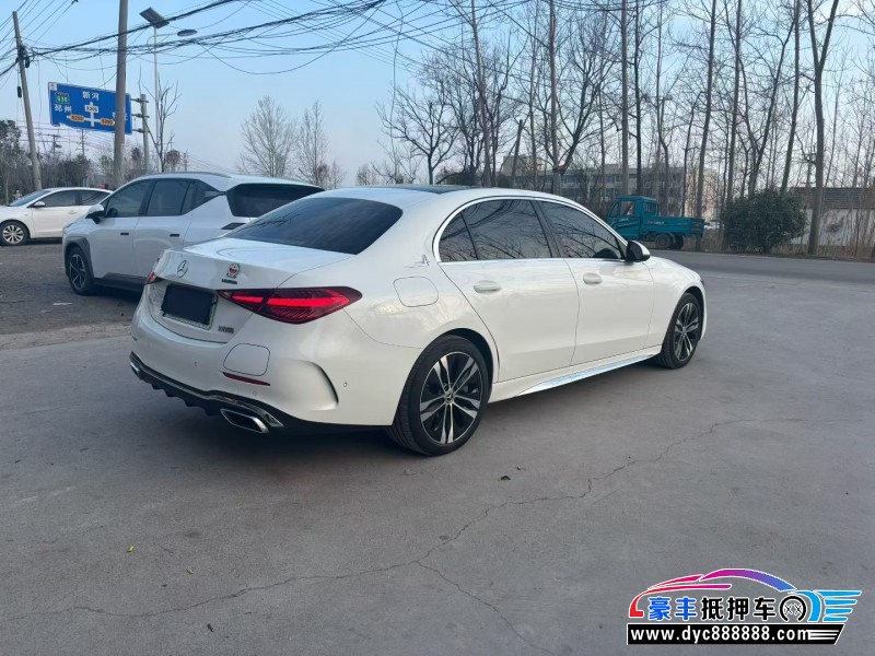 24年奔驰C轿车抵押车出售