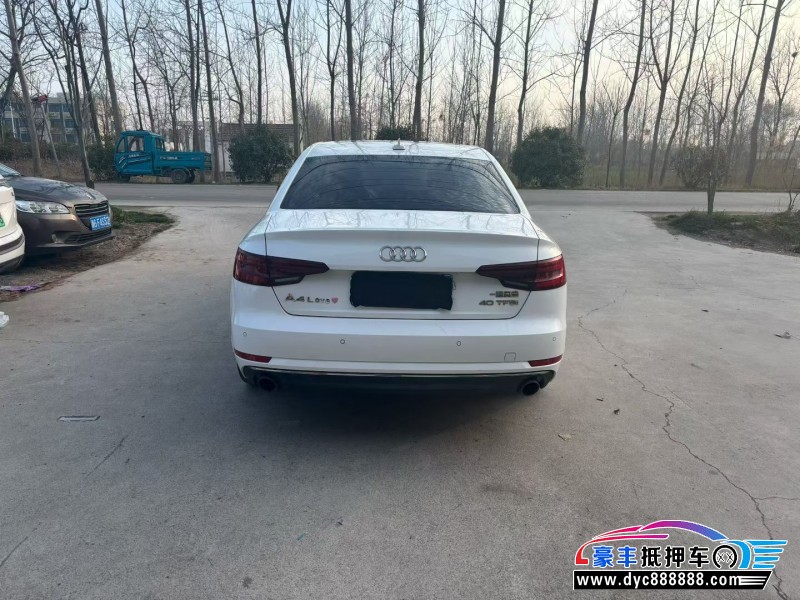18年奥迪A4L轿车抵押车出售
