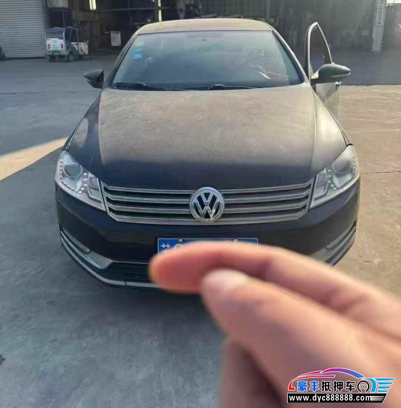 16年大众迈腾轿车抵押车出售