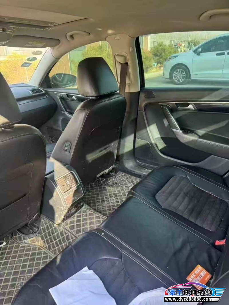 16年大众迈腾轿车抵押车出售