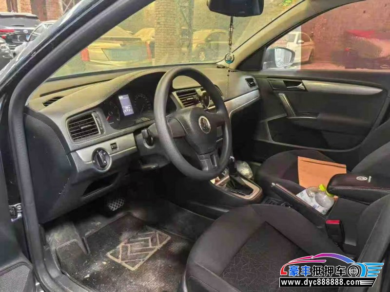 18年大众朗逸轿车抵押车出售