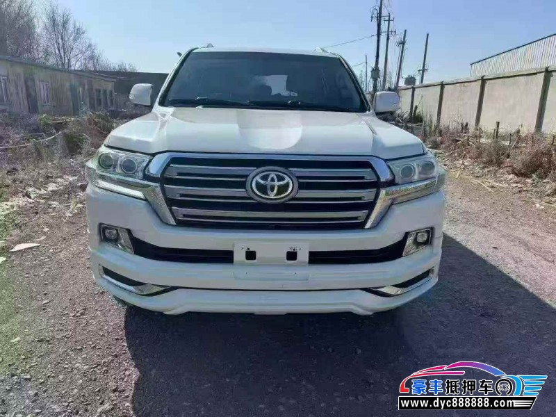 15年丰田兰德酷路泽（陆巡）轿车抵押车出售