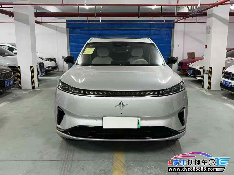 26年东风奕派008轿车抵押车出售