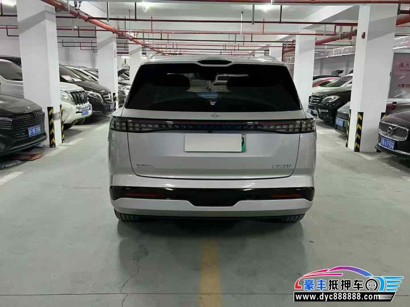 26年东风奕派008轿车抵押车出售