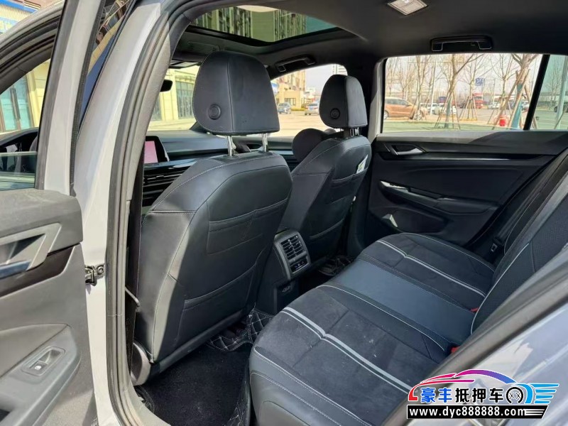 23年大众高尔夫轿车抵押车出售