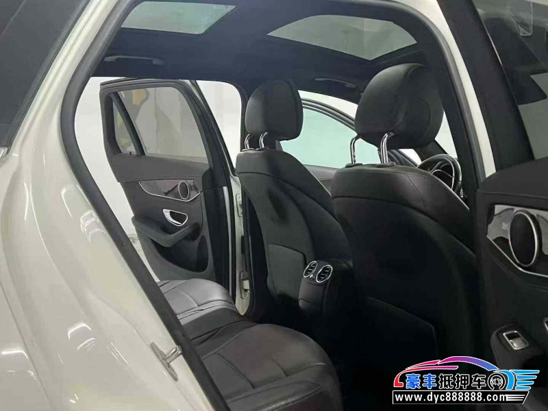 17年奔驰GLC轿车抵押车出售